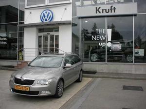 Skoda Superb Combi 2.0 TDI DSG L&K, Standheizung, Panorama