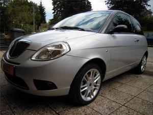 Lancia Ypsilon 1.3 Multijet 75