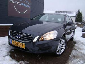 Volvo V60 D3 163 MOMENTUM