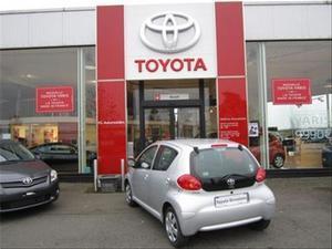 Toyota Aygo 1.0 VVT-I CONFORT 5P