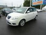 Lancia Ypsilon 1.2 8V 69ch Elefantino Silver 1.2 8V 69ch Elefanti