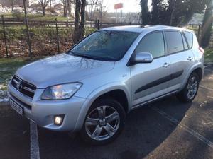 Toyota RAV 4 RAV4 150 D-4D 4WD Lounge bva 6 01 10