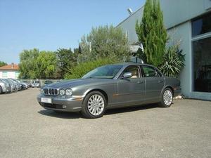 Jaguar XJ8 4.2 V8 EXECUTIVE BA