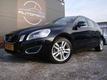 Volvo V60 D4 163 SUMMUM GEARTRONIC